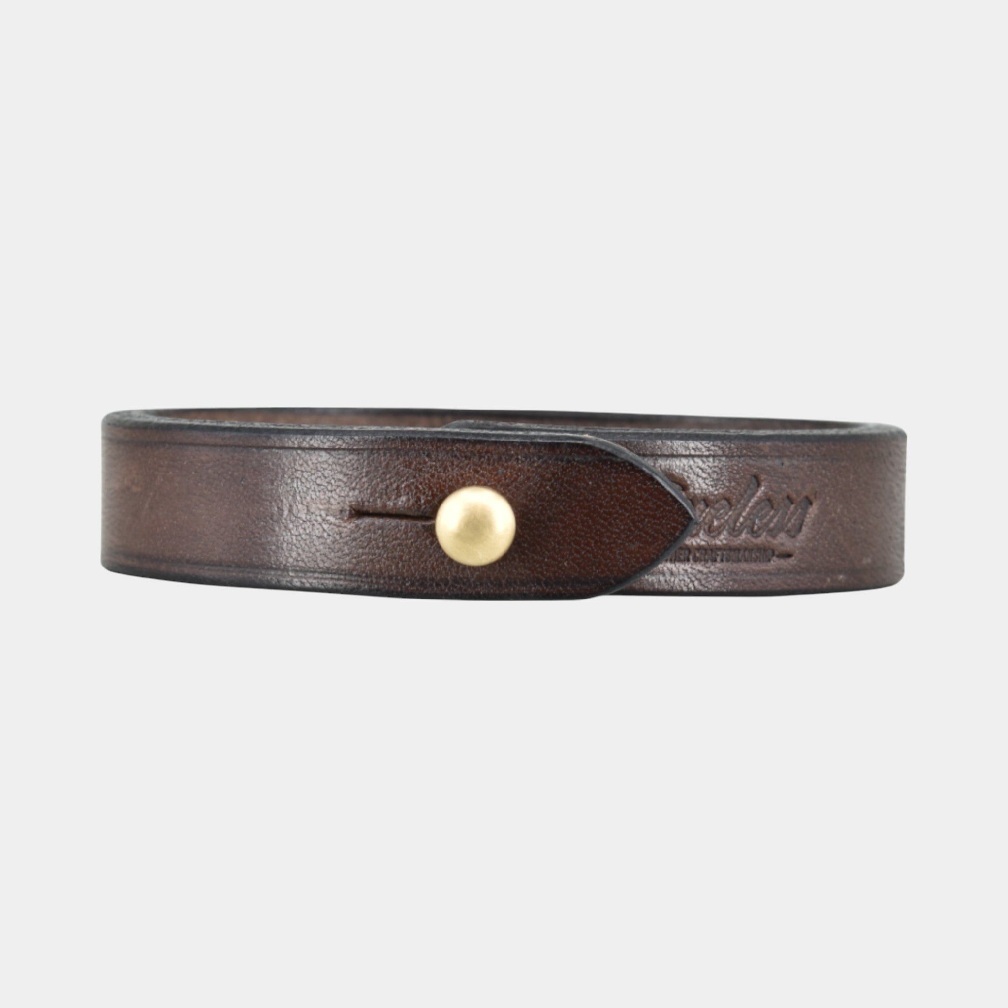 Braunes Lederarmband mit Messingverschluss für Herren, handgefertigt in Deutschland